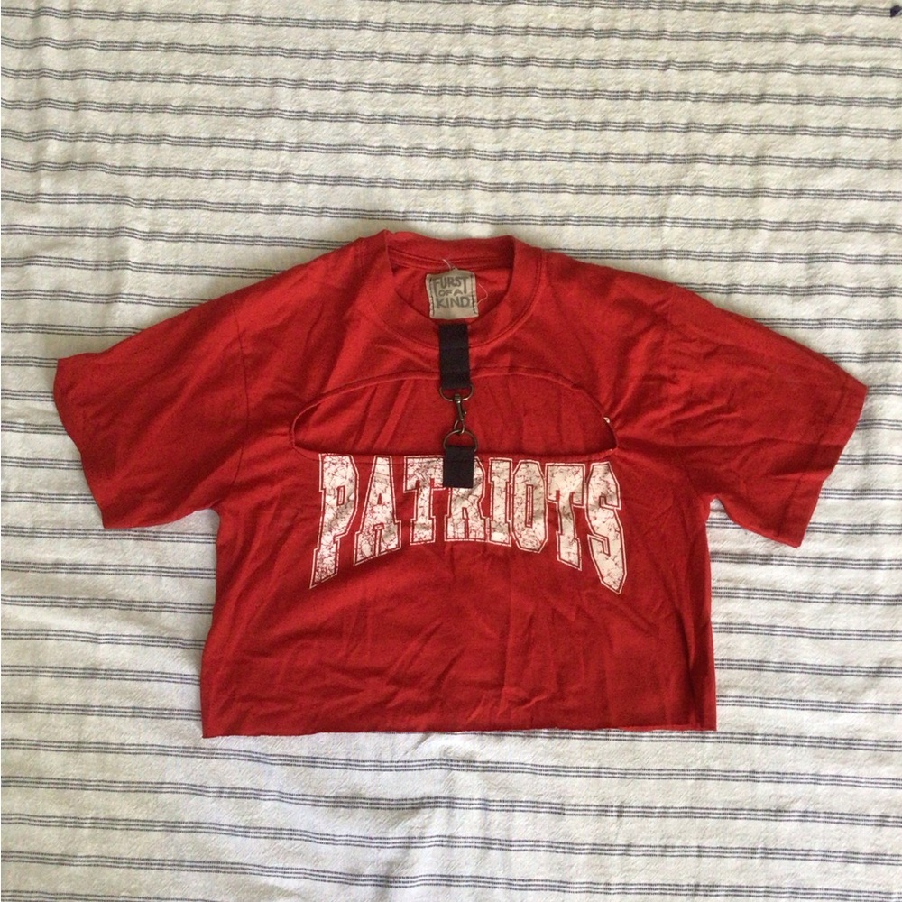 Furst of a Kind (LF Stores) reworked vintage cropped Patriots tee. SIZE Medium